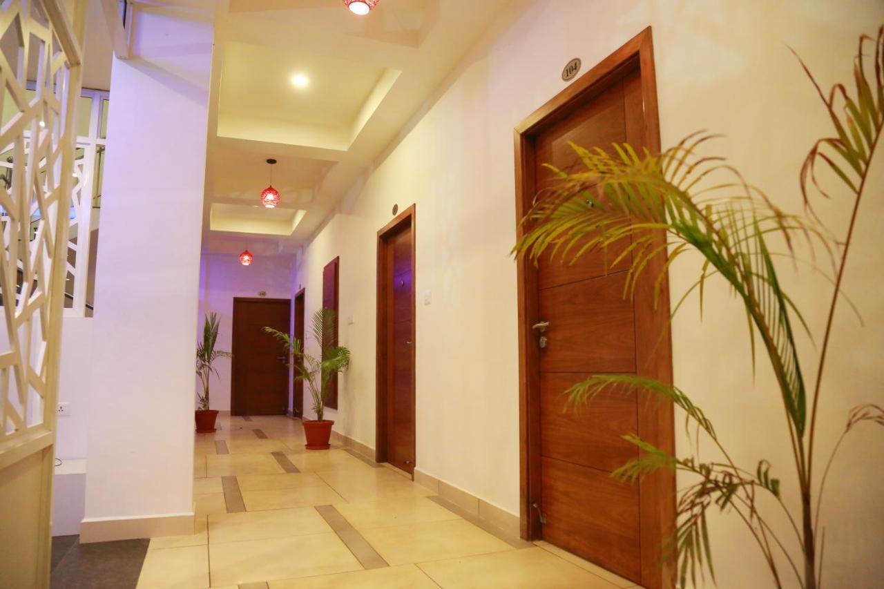 Palmtree Leaf, Munnar Hotel Bagian luar foto